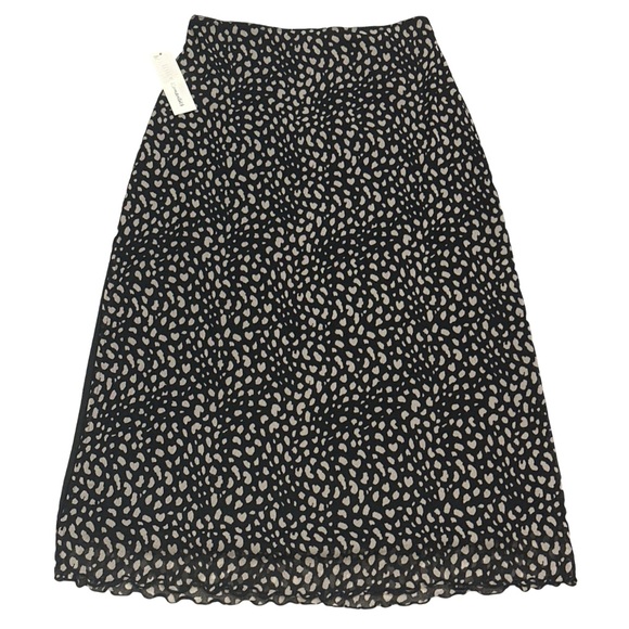 URBAN ROMANTICS midi cheetah print skirt with slit, BNWT. size small. - Picture 2 of 3